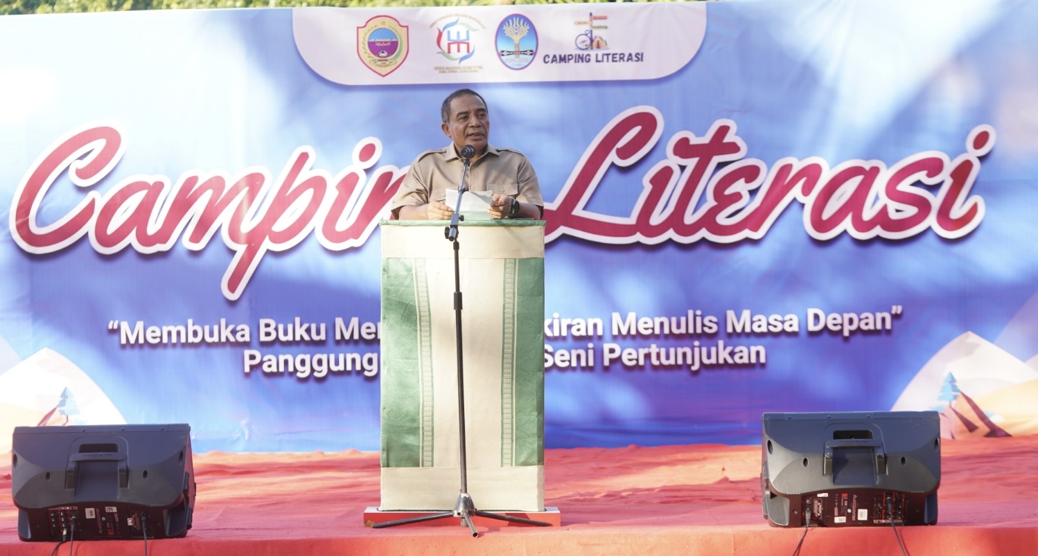WAKIL BUPATI. BUKA ACARA CAMPING LITERASI DI NUSLIKO PARK
